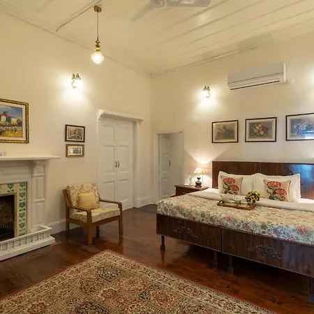 Stayvista'S Rose Cottage - 6Bhk With Bbq & Bonfire-3